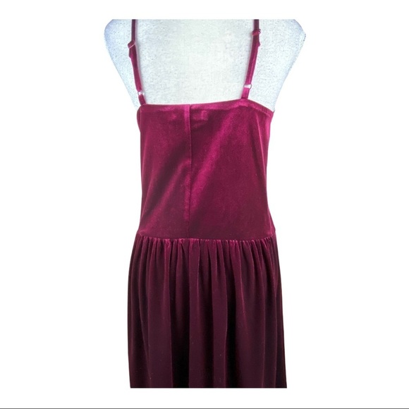 NWT. Romeo & Juliet Couture Red Midi Dress Size M. - Picture 6 of 10